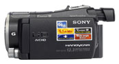 Sony HDR-CX700 z levého boku (Kliknutí zvětší)