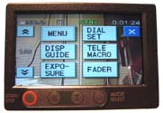 Tlačítka na okraji LCD-panelu… (Klikni pro zvětšení)