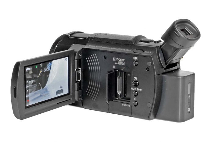 Videokamera SONY FDR-AX33 - prvky pod LCD