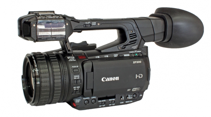 Canon XF200