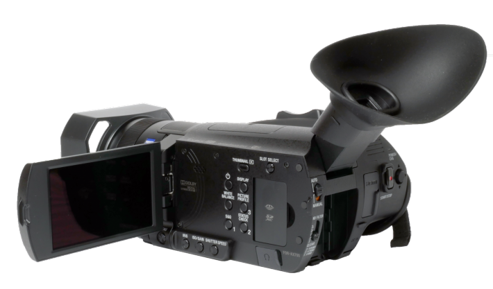 Videokamera Sony FDR-AX700 v zadní perspektivě