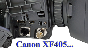 Zdířky videokamery Canon XF405 pod přední krytkou
