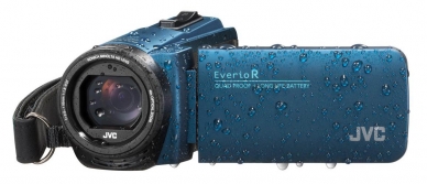 Videokamera JVC GZ-R495: modrá verze v perspektivě