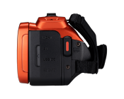Videokamera JVC GZ-R405 v oranžové barvě zezadu
