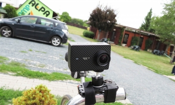 Možné použití outdoorové kamerky na řidítka kola