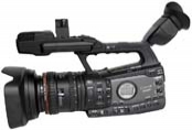 Canon XF305 s nasazenou předsádkou (Kliknutí zvětší)