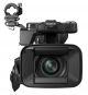 Videokamera Canon XF605 v detailu objektivu zepředu