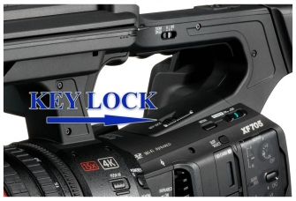 Canon XF705: Detail zámku tlačítek KEY LOCK...