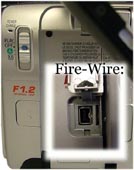 Detail zleva: konektor Fire-Wire (Klikni pro zvětšení)