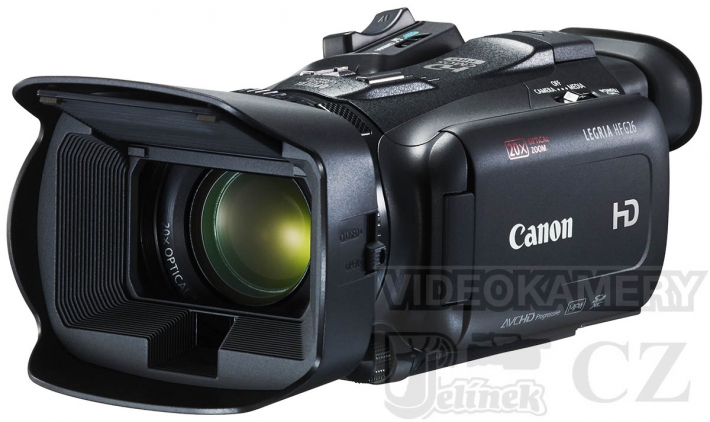 Videokamera Canon LEGRIA HF G26 v perspektivě