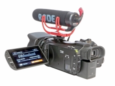 Typový předchůdce: Videokamery Canon HF G40...