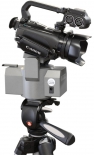 Videokamera CANON XA 10 na motorové hlavě